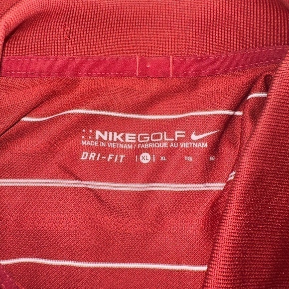Men’s pre own as is Nike golf red stripe polo shirt size XL dri fit - Picture 2 of 3